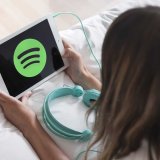Spotify introduce il badge “Verificato”: distinguere l’IA dalla musica umana