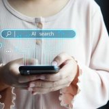 AI Overview di Google al 22% in Italia: i dati Sensemakers