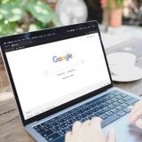 Chrome ha un pulsante per eliminare gli annunci sponsorizzati su Google