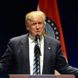 Trump vuole vietare “AI” e imporre “Super Intelligence”