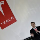 Tesla un maxi compenso da 1.000 miliardi di dollari per Elon Musk