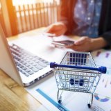 IA e acquisti: il 47% degli italiani si affida a Trustpilot