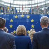 Parlamento europeo: niente AI su tablet e smartphone